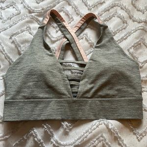 Women’s sports bra